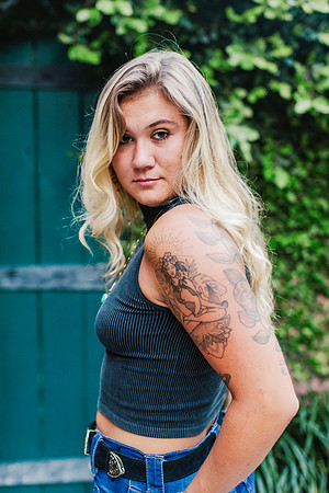 fave.senior-pics-SO083