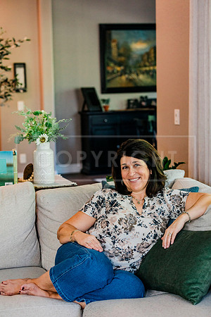 laura.headshots.621