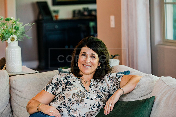 laura.headshots.626