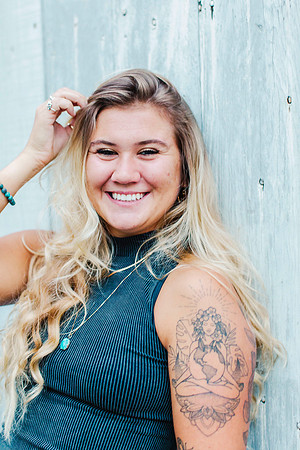 fave.senior-pics-SO138