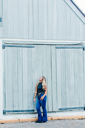 fave.senior-pics-SO108