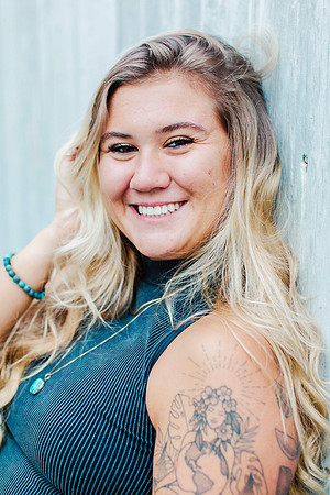 fave.senior-pics-SO134