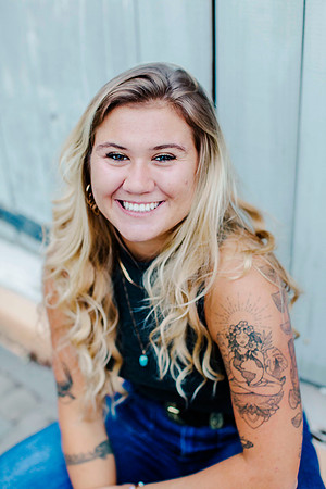 fave.senior-pics-SO148
