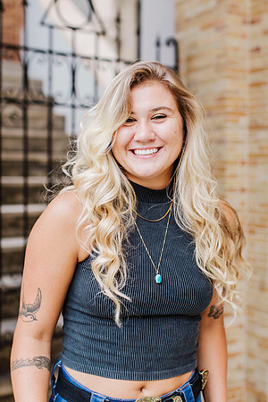 fave.senior-pics-SO044