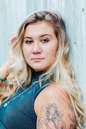 fave.senior-pics-SO132
