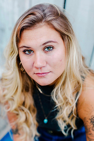 fave.senior-pics-SO153