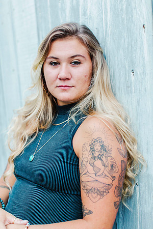 fave.senior-pics-SO141